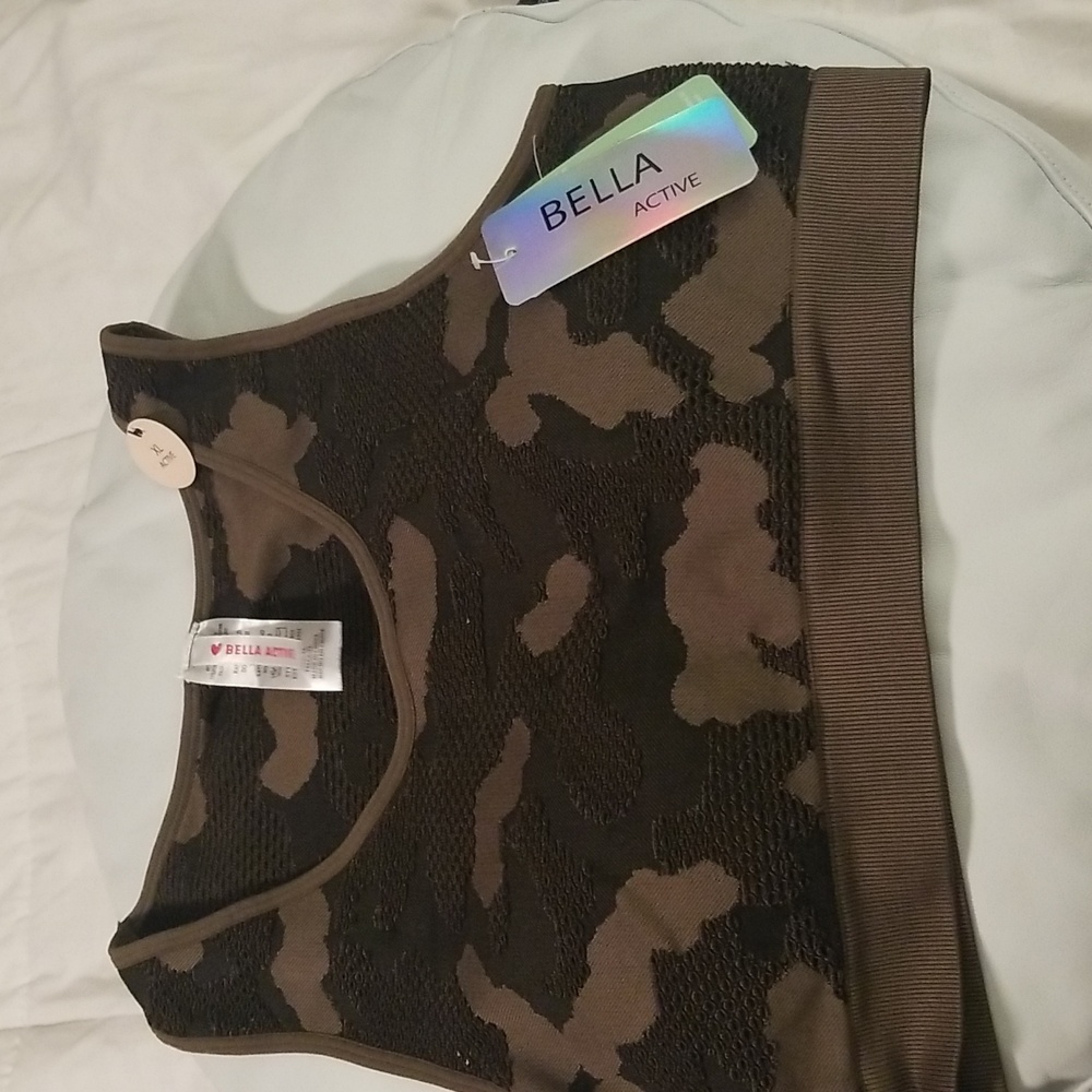 Women's Bella Active CropTop; Camouflage; Size XL